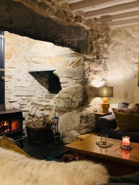 Tyn Y Simdde - Secluded Mountain Stay - Stunning Views Of Eryri 多尔盖罗 外观 照片